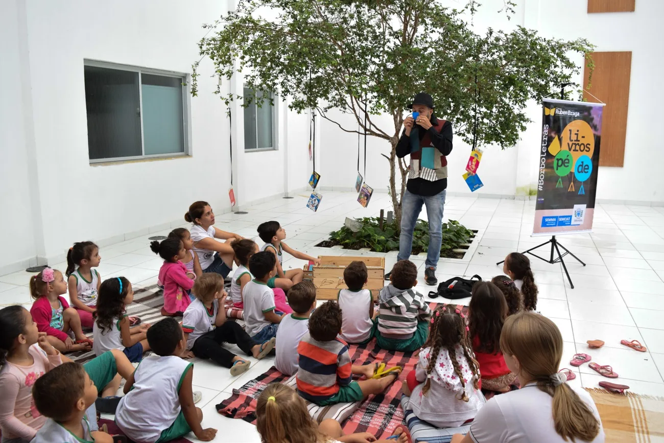 Festival Literário de Castelo recebe projeto cachoeirense ‘Pé de Livros’