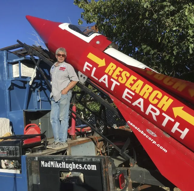 Terraplanista morre em experimento com foguete nos EUA