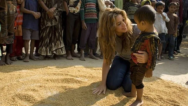 Shakira doa US$ 15 milhões para reconstruir Haiti após passagem de furacão