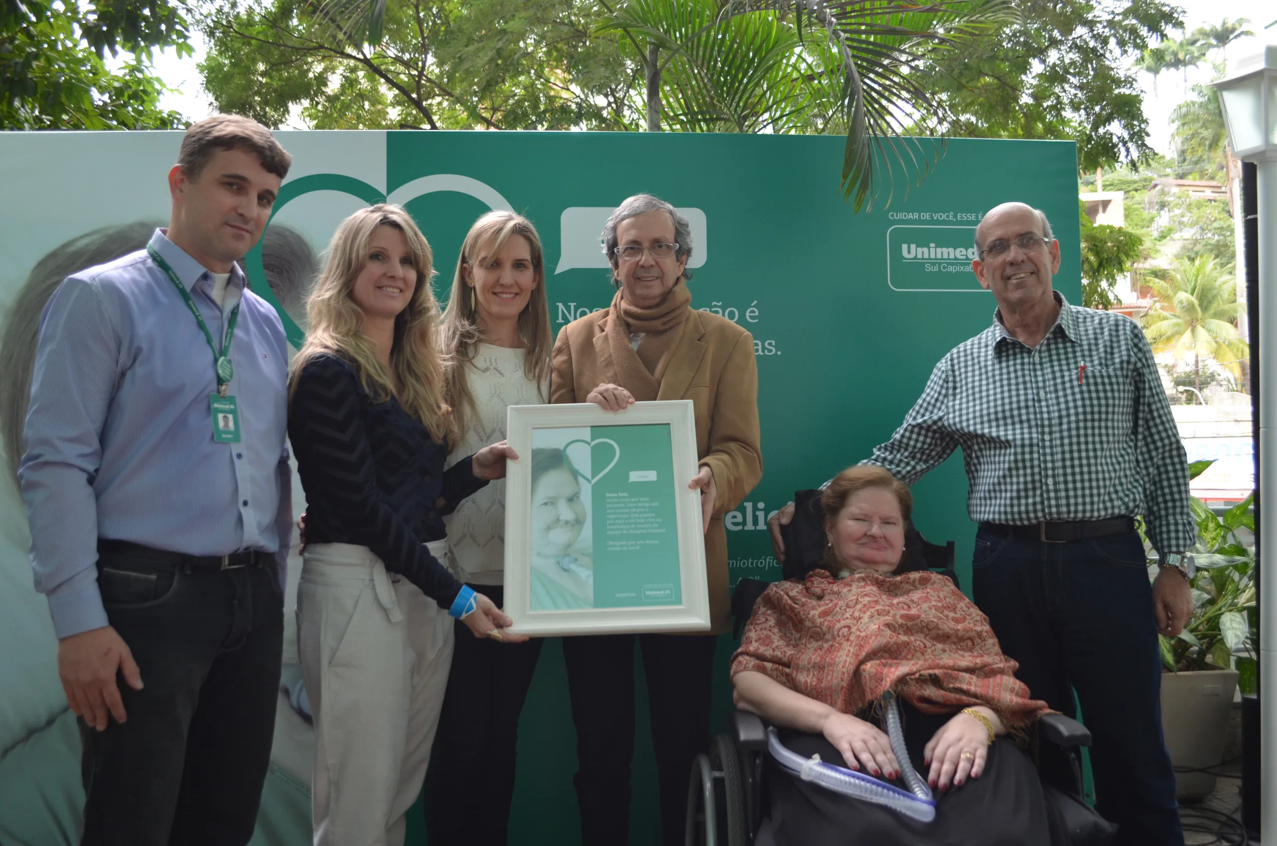 Castelense portadora de Esclerose Lateral Amiotrófica lança livro sobre a doença