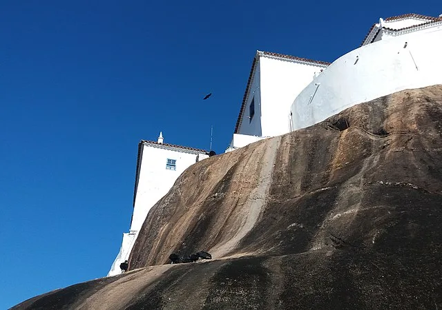 Aos pés do Convento se desenha 2020