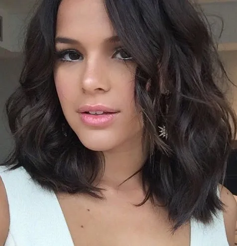 De férias da TV, Bruna Marquezine voltará em novela das sete