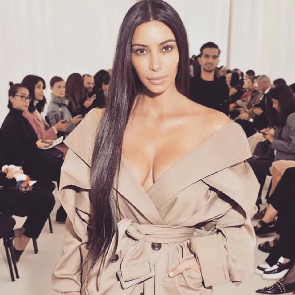 Polícia francesa prende 16 suspeitos de assaltar Kim Kardashian