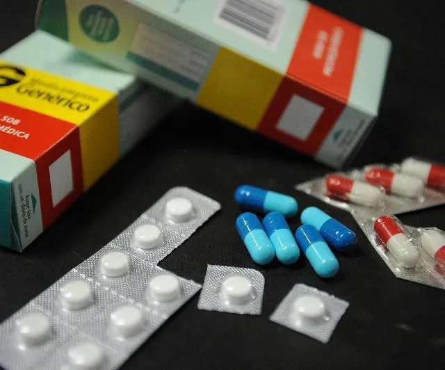 Faturamento com venda de genéricos cresce 3,29% no 3º tri e totaliza R$ 1,660 bi