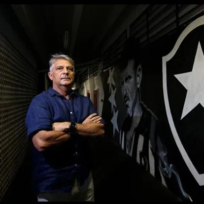 Com carreira no mundo árabe, Marcos Paquetá é anunciado como técnico do Botafogo