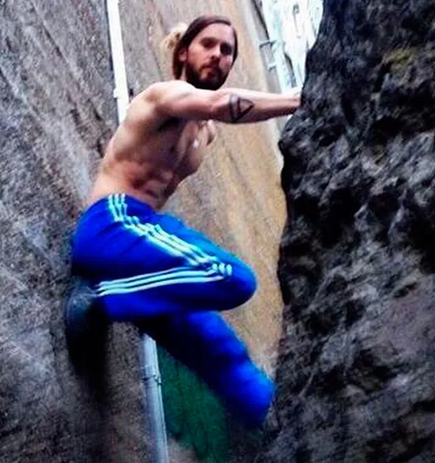 Jared Leto exibe boa forma em sua preparação para interpretar Coringa