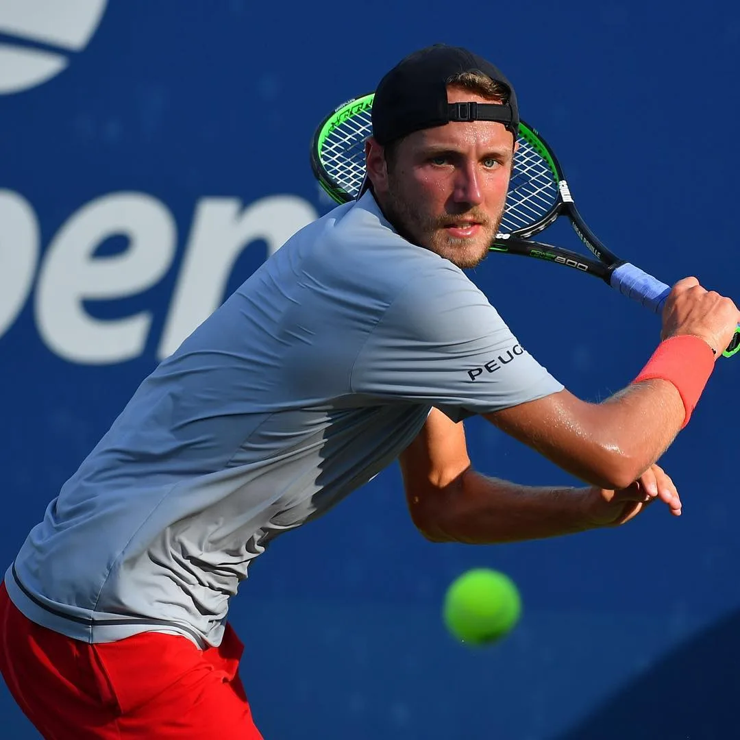 Pouille vence batalha de 5 sets e deixa França perto da final da Davis