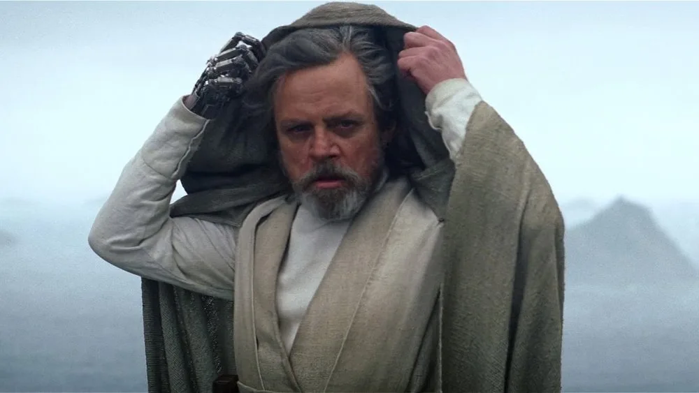 Ator que vive Luke Skywalker na franquia Star Wars sobre críticas: 'Guardem suas opiniões para si'