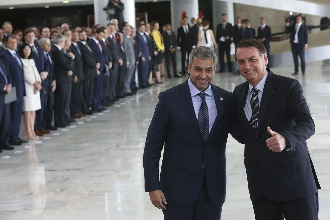 O presidente Jair Bolsonaro durante a cerimônia oficial de chegada do presidente da República do Paraguai, Senhor Mario Abdo Benítez