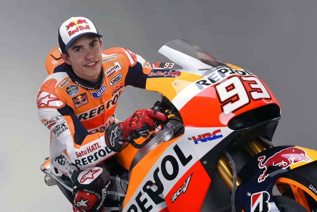 Após batida, Marc Márquez ataca Valentino Rossi na MotoGP: 'Não é mais meu ídolo'