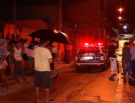 Adolescente é assassinado no meio da rua na Serra