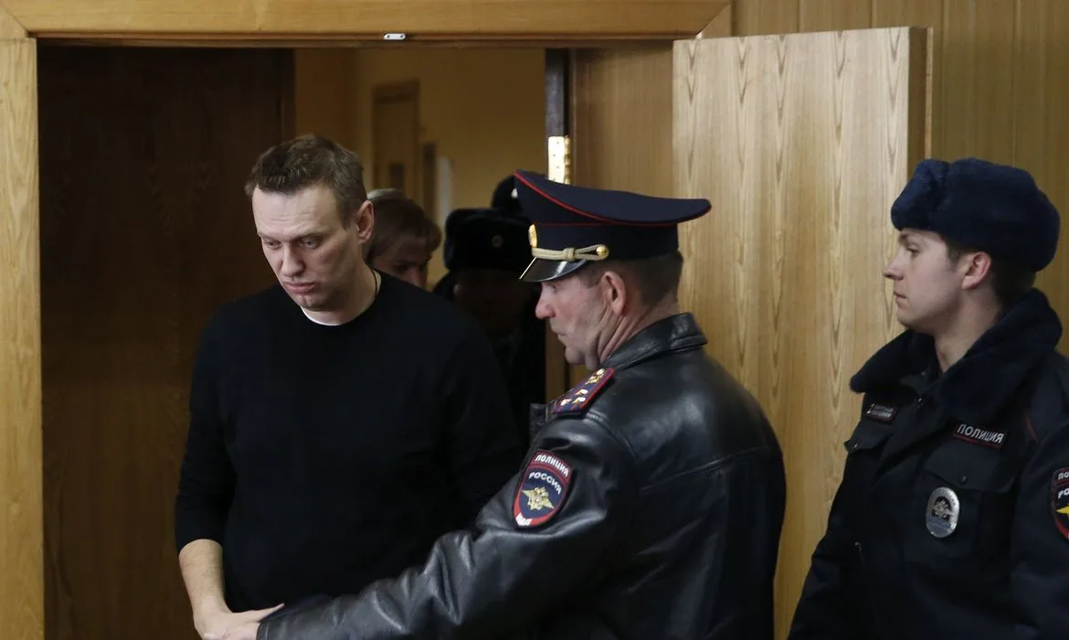 Procuradores russos dizem que não é preciso investigar caso Navalny