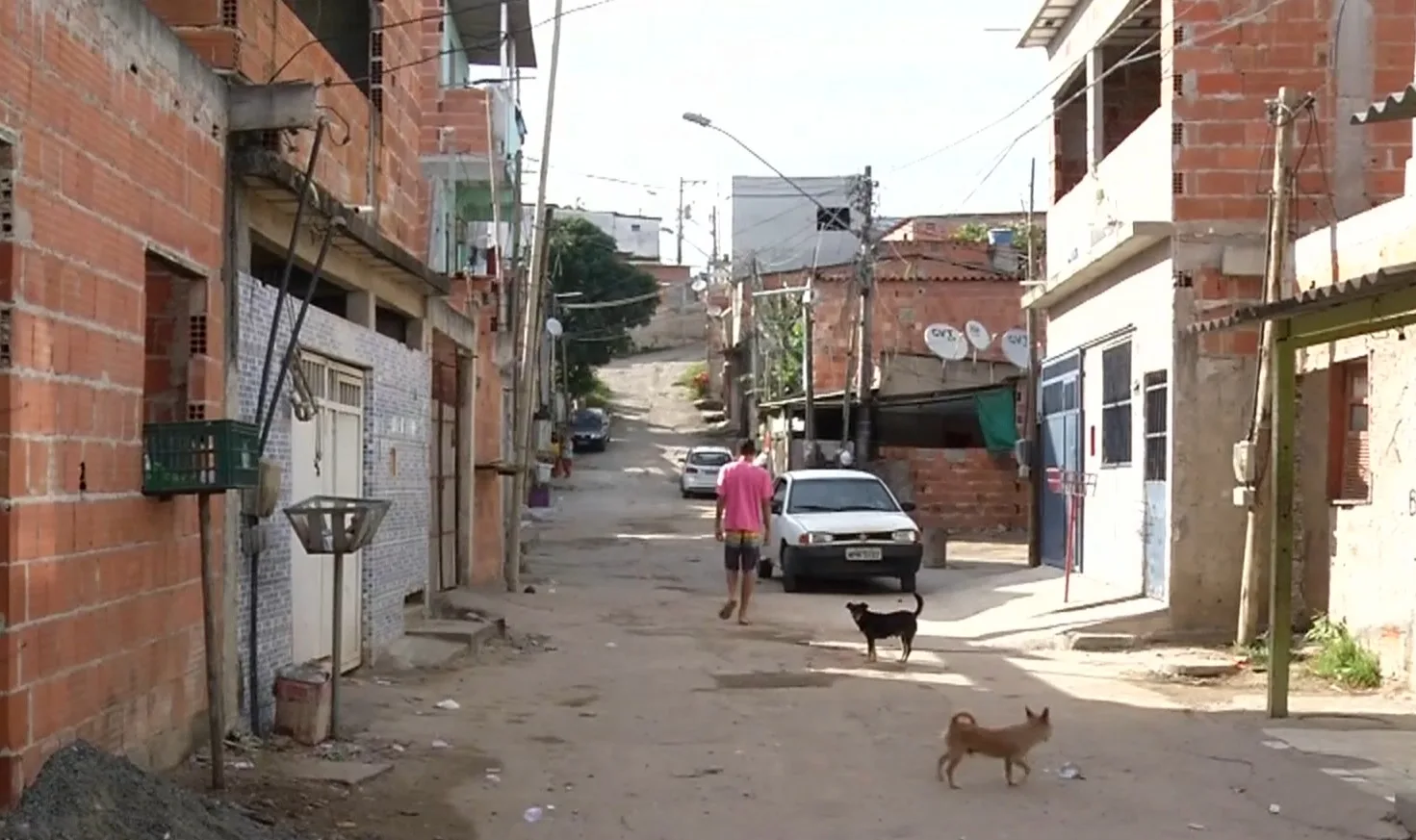 Adolescente é baleado na mesma rua que jovem foi morto na Serra