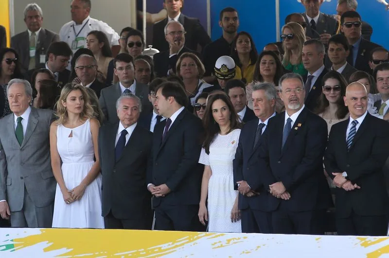 Brasília – O presidente Michel Temer e a primeira-dama Marcela Temer chegam à Esplanada dos Ministérios para assistir ao desfile de 7 de Setembro (Wilson Dias/Agência Brasil)