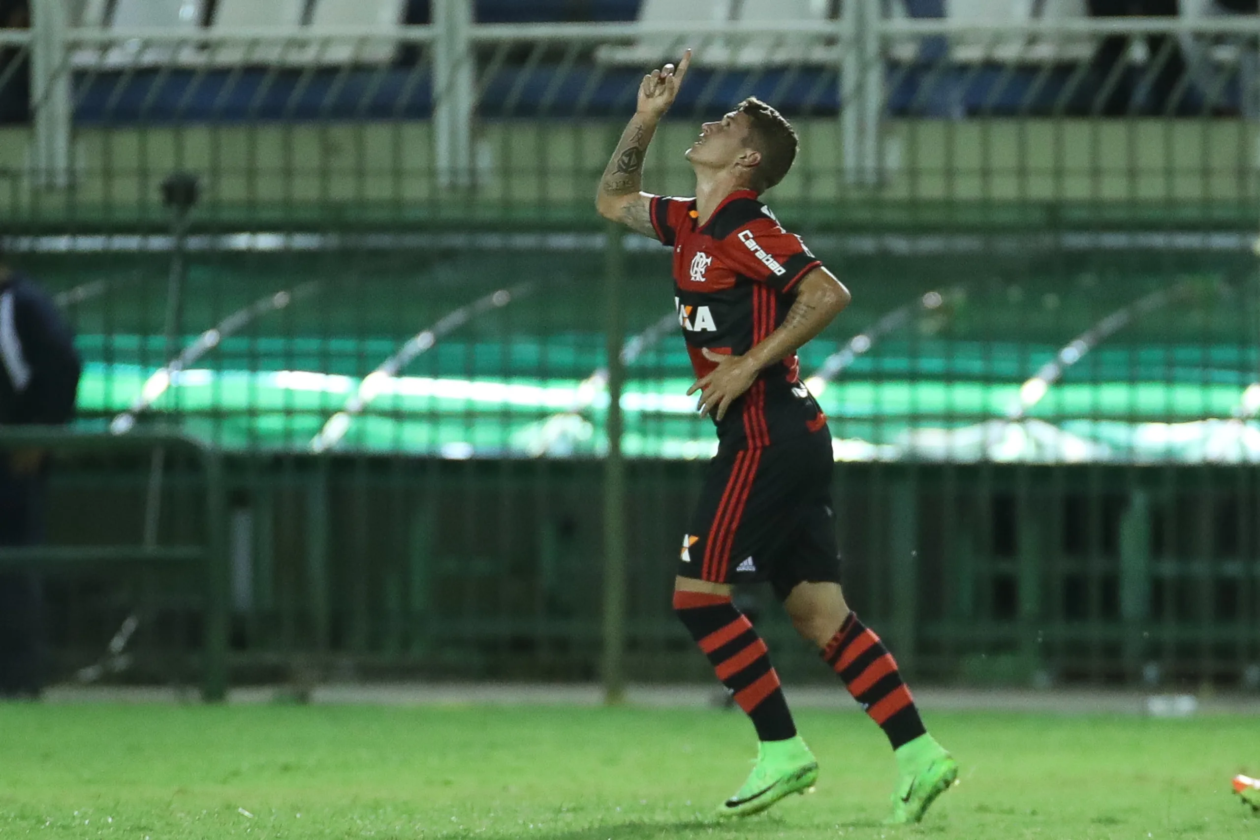 Flamengo derrota o Bangu e já se garante na semifinal do Carioca