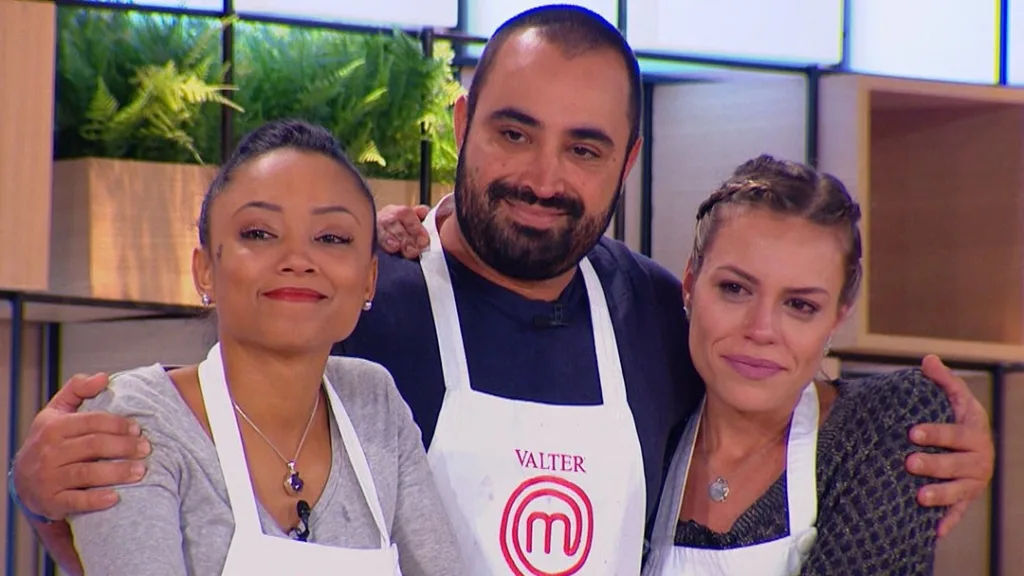 No MasterChef, semifinal é formada após erro de acompanhamento em clássico francês