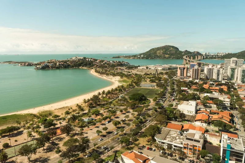 Praça dos Desejos com mar ao fundo (Vista do Hotel Sheraton