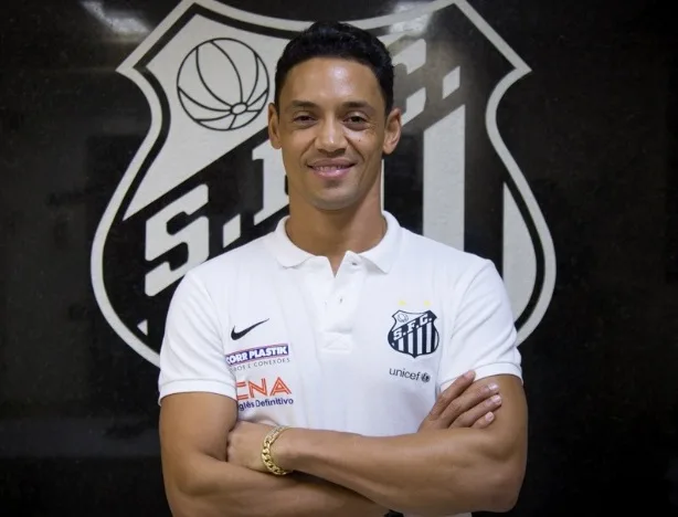 Ricardo Oliveira deve voltar ao Santos no próximo sábado contra a Ponte Preta