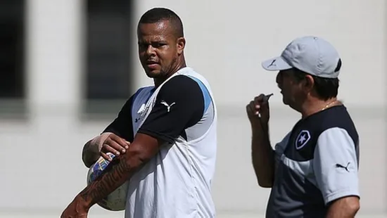 Em recuperação, Bill garante que jogará final do Carioca pelo Botafogo