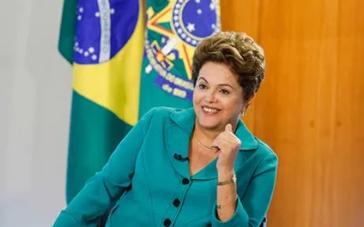 Maioria do TSE vota por reabrir ação pela cassação de Dilma