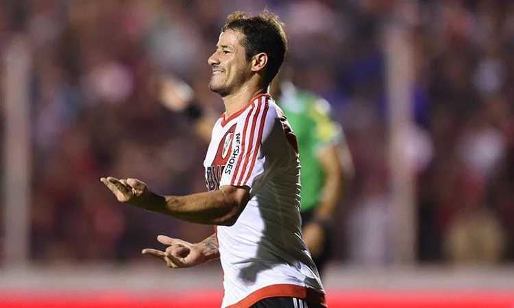 River Plate também vence por 6 a 0, lidera grupo e pressiona São Paulo