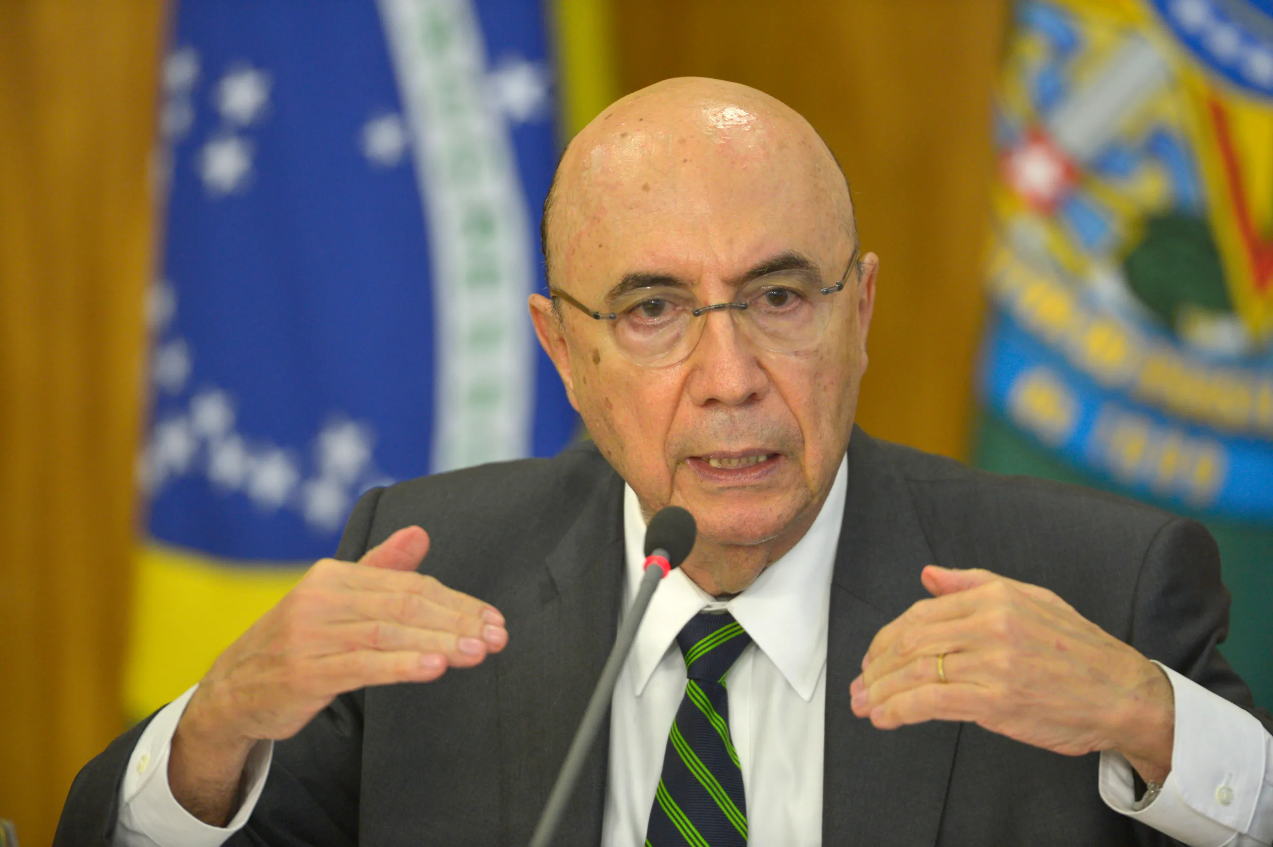 Brasília – O ministro da Fazenda, Henrique Meirelles, anuncia medidas para reduzir os gastos públicos (José Cruz/Agência Brasil)