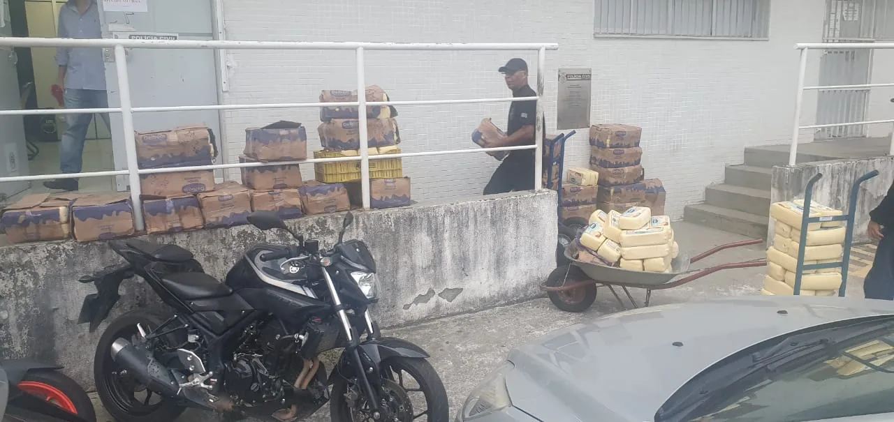 Homem é preso em Guarapari com carga de 700 kg de queijo roubada em MG