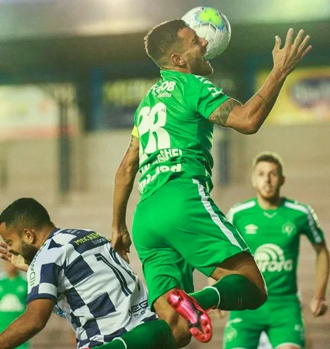 São José vence nos pênaltis e elimina Chapecoense na Copa do Brasil