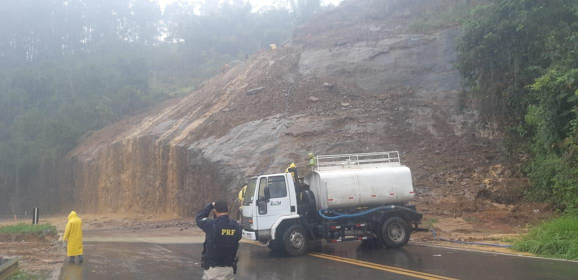 BR-262: PRF libera parcialmente rodovia em Domingos Martins