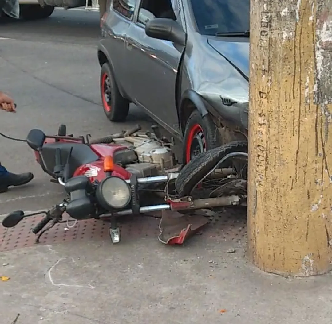 Acidente: motociclista morre após colidir com um carro na BR-101, na Serra