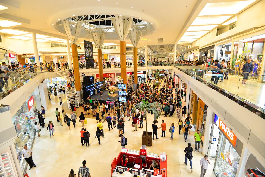 Shopping Vitória promove liquidação com descontos de 70%