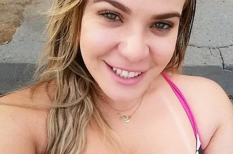 Ex-BBB Paulinha Leite está internada com malária em Roraima