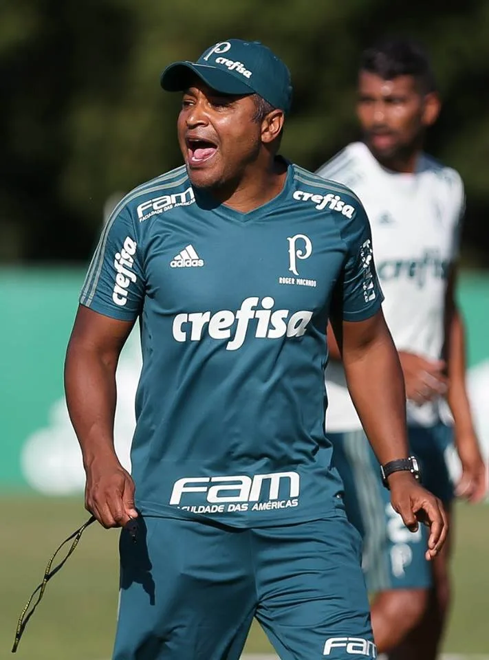 Roger Machado comanda primeiro treinamento com bola no Palmeiras na pré-temporada