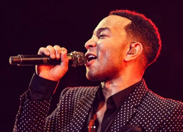 Em artigo, John Legend homenageia seus professores