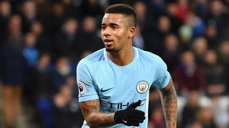 Gabriel Jesus renova contrato com o Manchester City até 2023