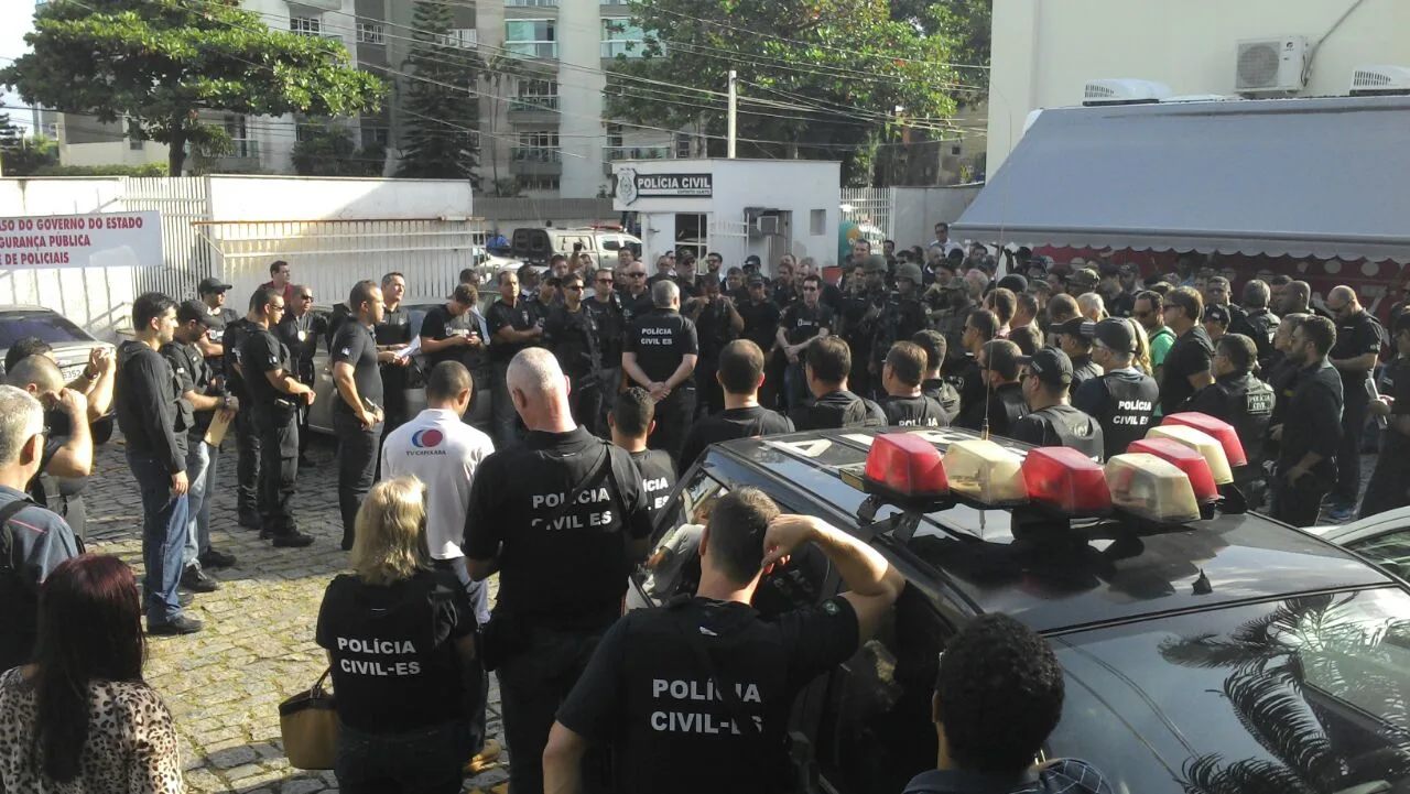 Policiais Civis fazem operação para recuperar carros roubados no ES