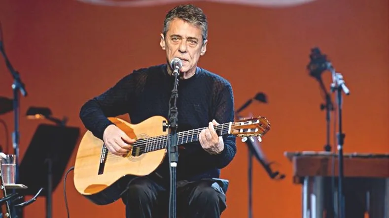 Chico Buarque ganha principal prêmio da língua portuguesa, mas fica incomunicável por algumas horas