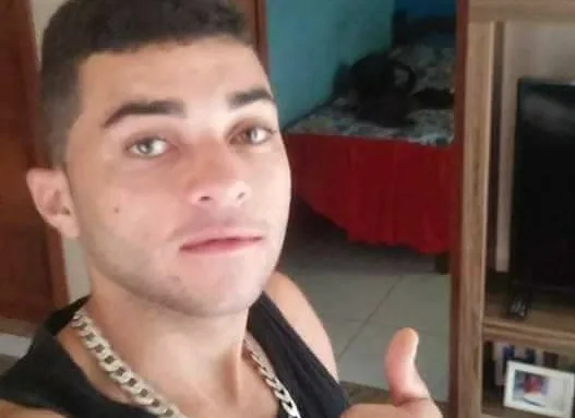 Jovem é assassinado com vários tiros no balneário de Itaipava em Itapemirim