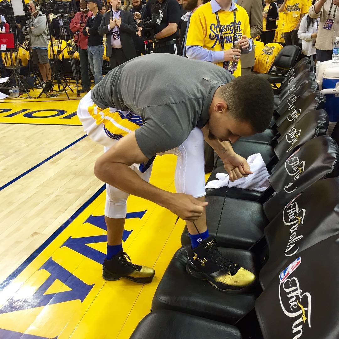 Curry assume culpa por derrota do Warriors: 'Vai me perseguir por um tempo'