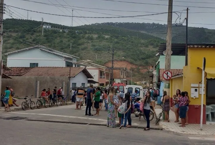 Homem é assassinado a tiros na saída do trabalho no centro de Brejetuba