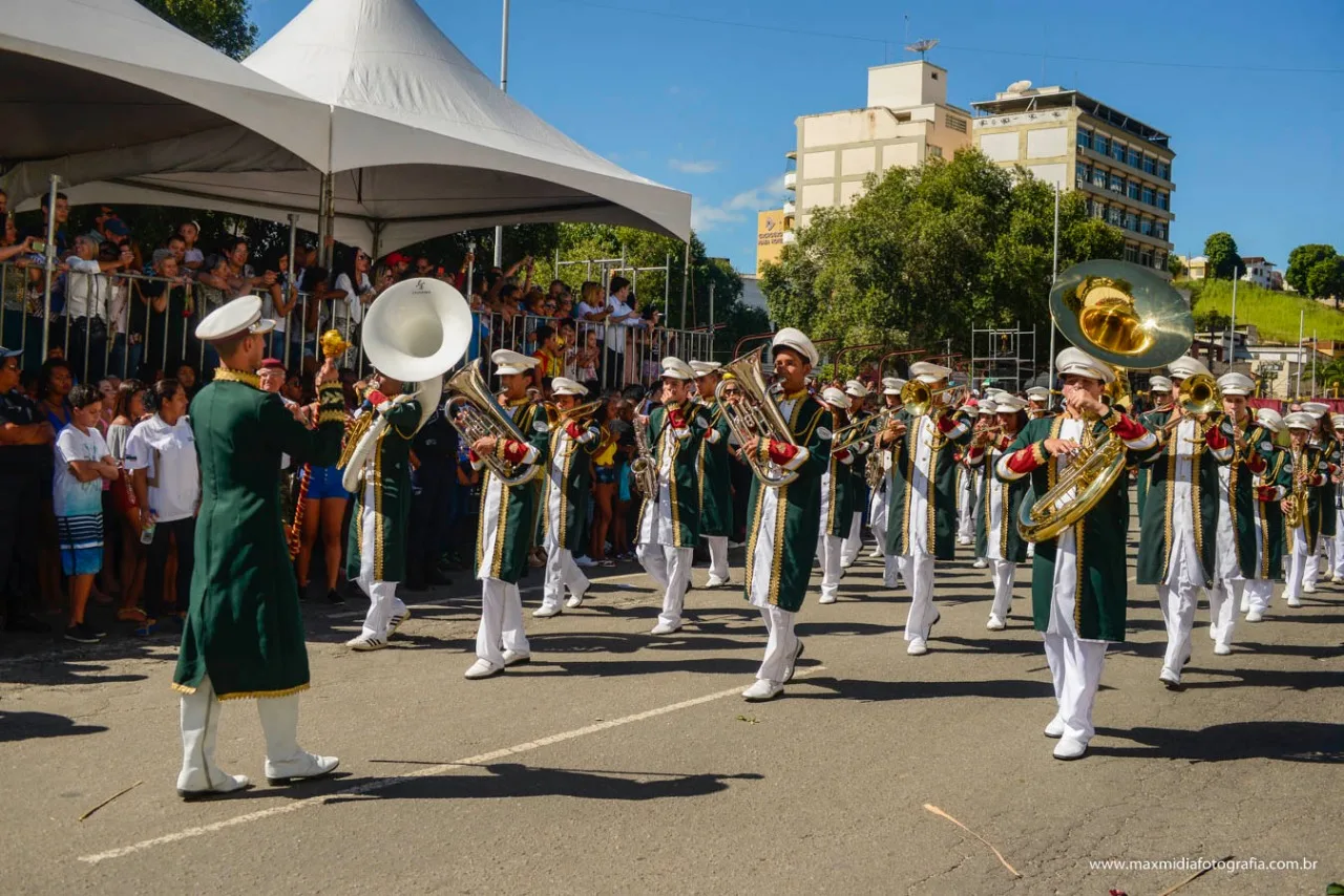 Escolas levarão cultura de países da Copa para desfile do Dia de Cachoeiro