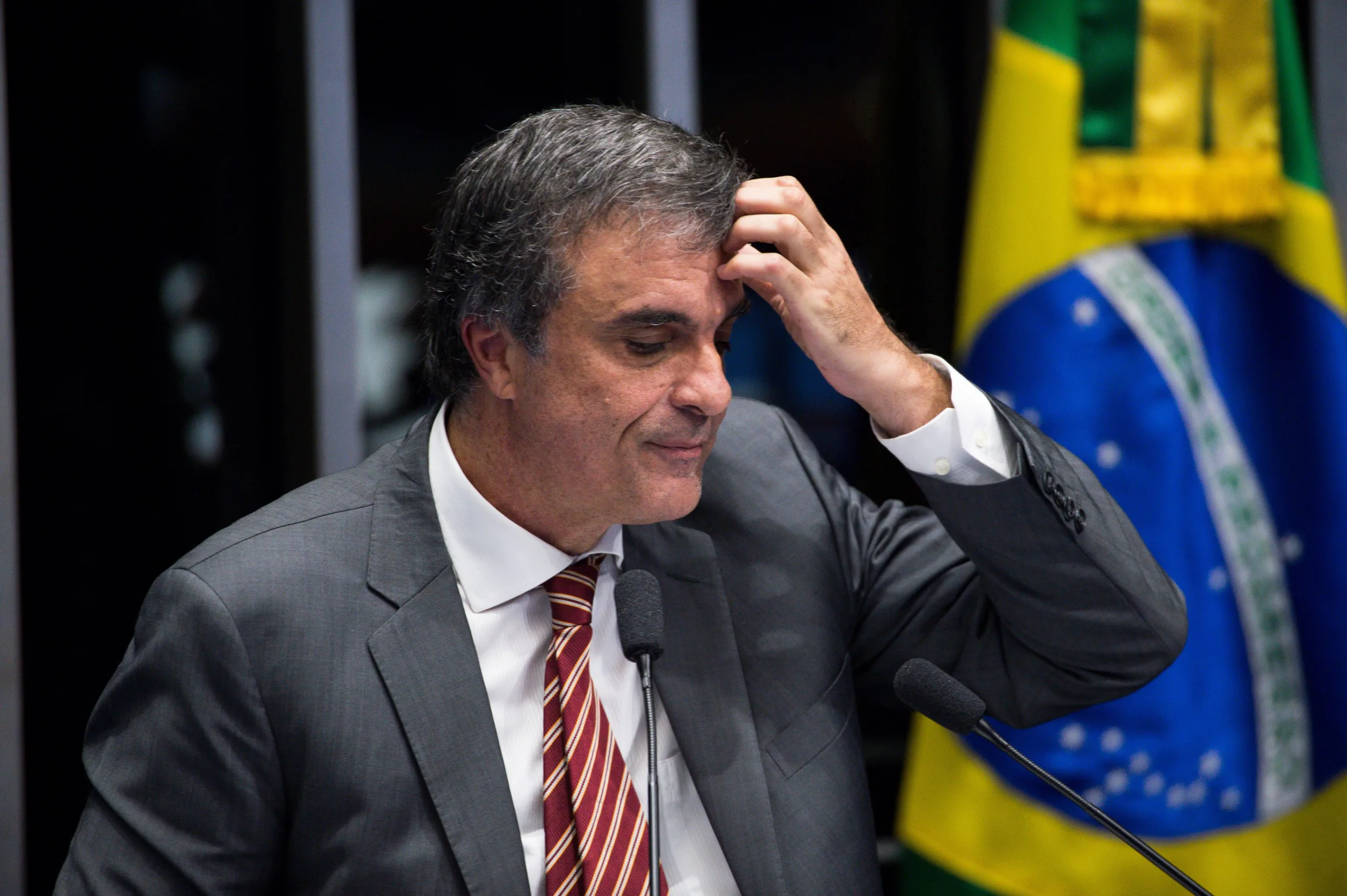 Brasília – O advogado de defesa, José Eduardo Cardozo, fala durante o quinto dia do julgamento final do processo de impeachment da presidenta afastada Dilma Rousseff, no Senado (Marcelo Camargo/Agência Brasil)