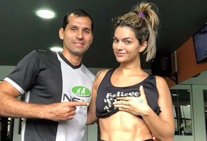 Personal trainer de Kelly Key cria método de treinos de 15 minutos por dia que ajuda mulheres