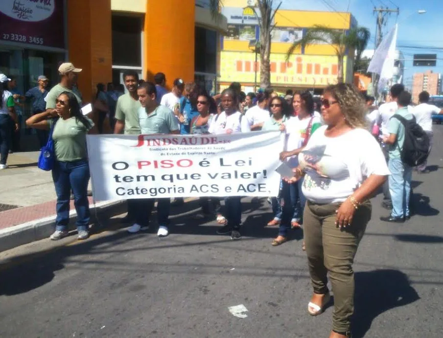 Agentes de saúde prometem protesto na Serra em razão da demissão de 50 servidores