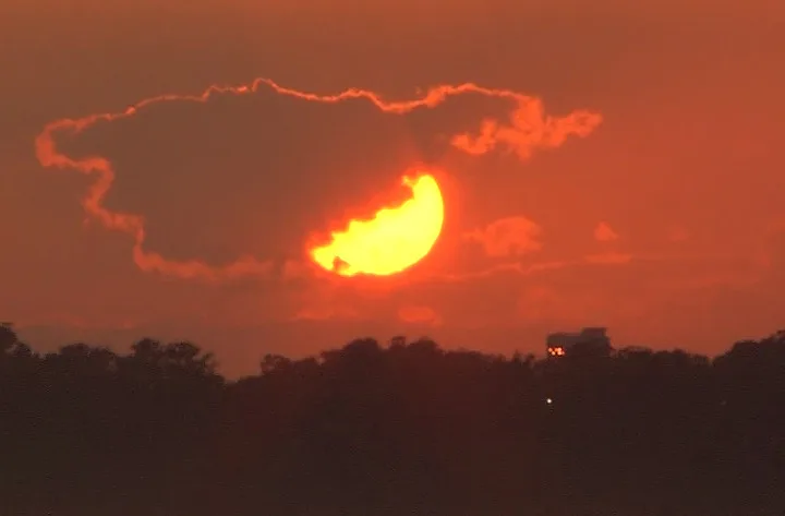 Nascer do sol desta quarta-feira encanta capixabas