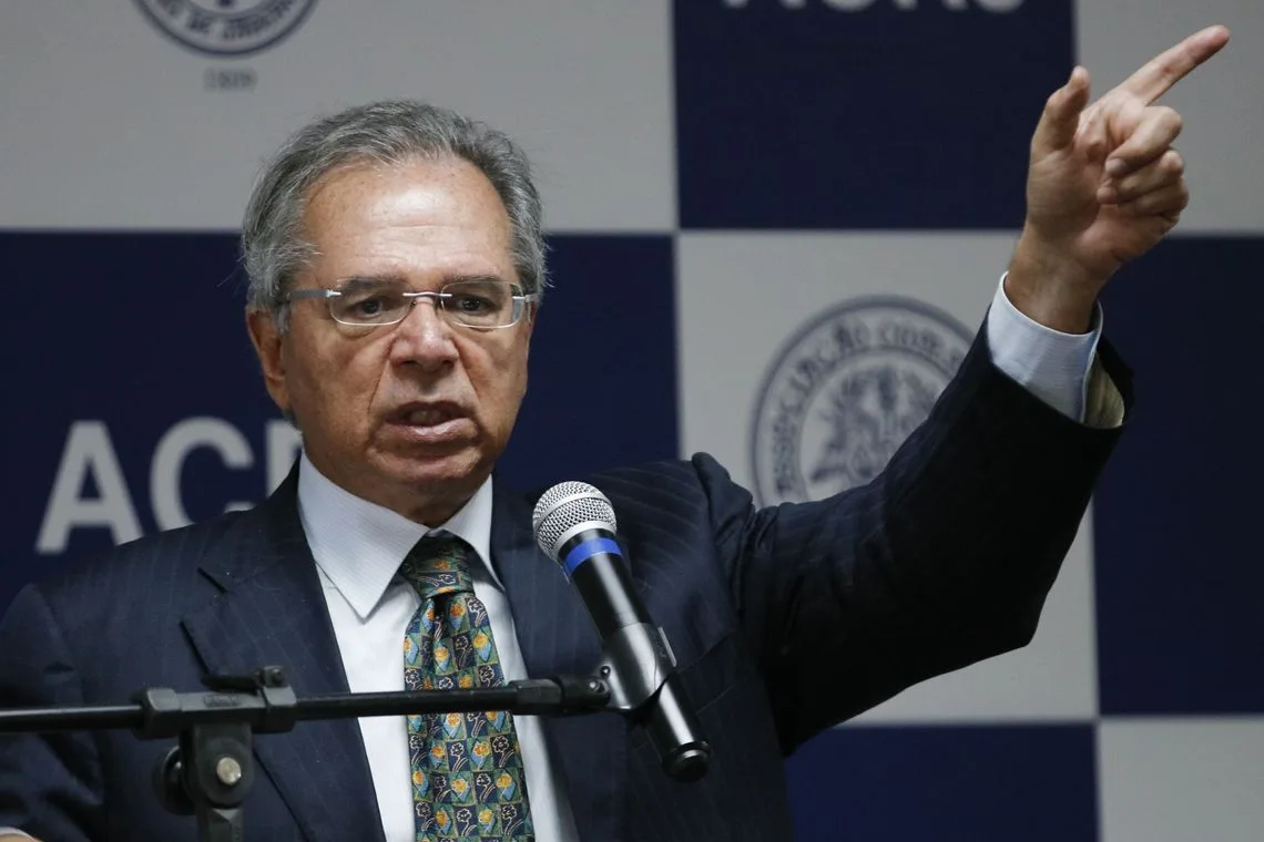 O ministro da Economia, Paulos Guedes, faz palestra durante encontro com empresários na Associação Comercial do Rio de Janeiro.