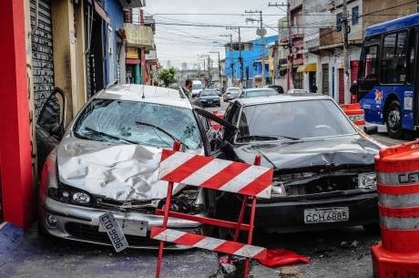 Motorista que atropelou quinze pessoas em SP é condenado a 32 anos de prisão