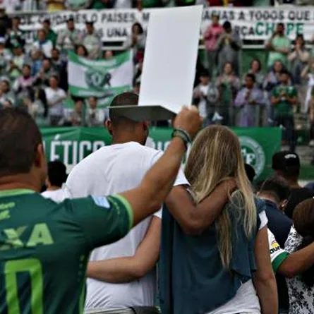 Chapecoense entra na Justiça e pede indenização por causa do acidente