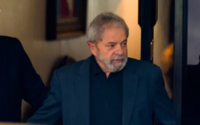 Lula é indiciado pela Polícia Federal por corrupção passiva