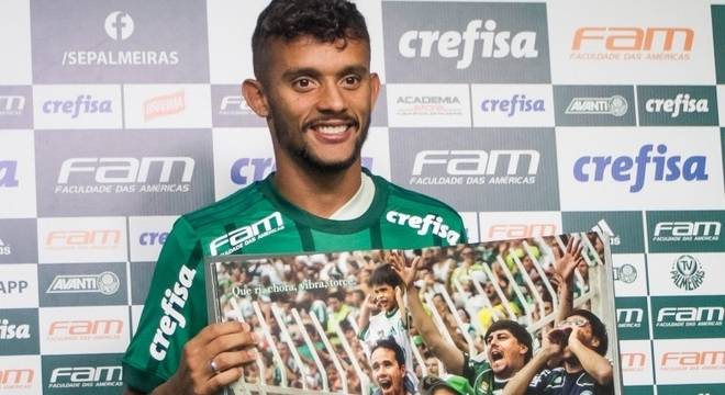 Apresentado no Palmeiras, Scarpa justifica escolha: 'Desejo antigo'